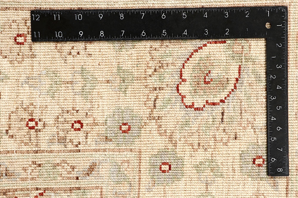 Blanched Almond Ziegler 5' 5 x 8' - No. 64546 - ALRUG Rug Store