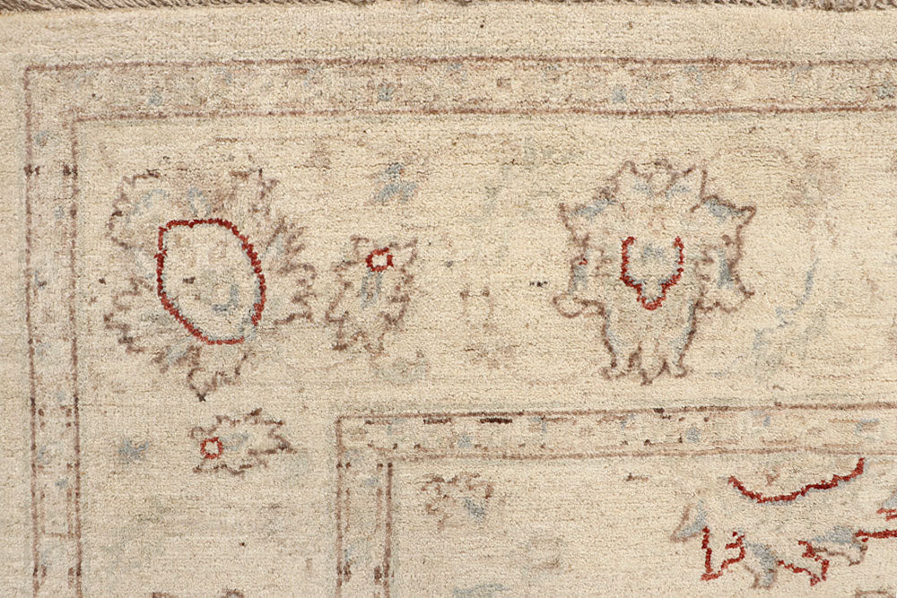 Blanched Almond Ziegler 5' 5 x 7' 9 - No. 64548 - ALRUG Rug Store