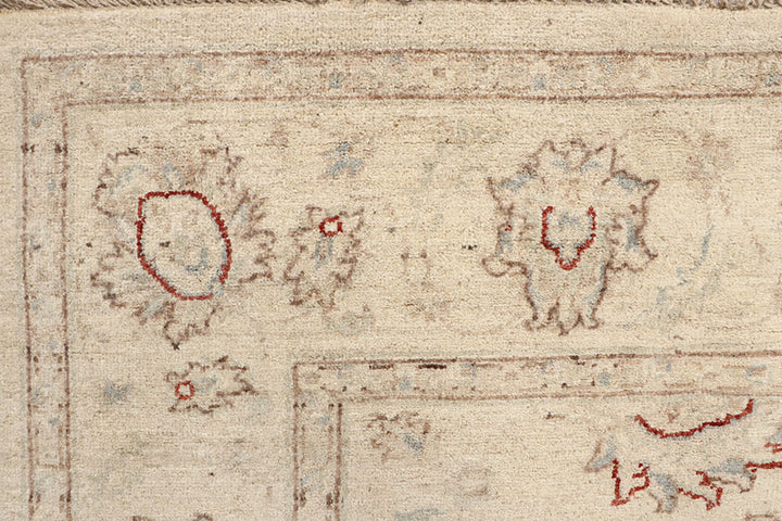 Blanched Almond Ziegler 5' 5 x 7' 9 - No. 64548 - ALRUG Rug Store