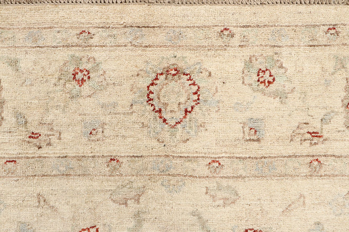 Blanched Almond Ziegler 5' 6 x 8' 1 - No. 64550 - ALRUG Rug Store