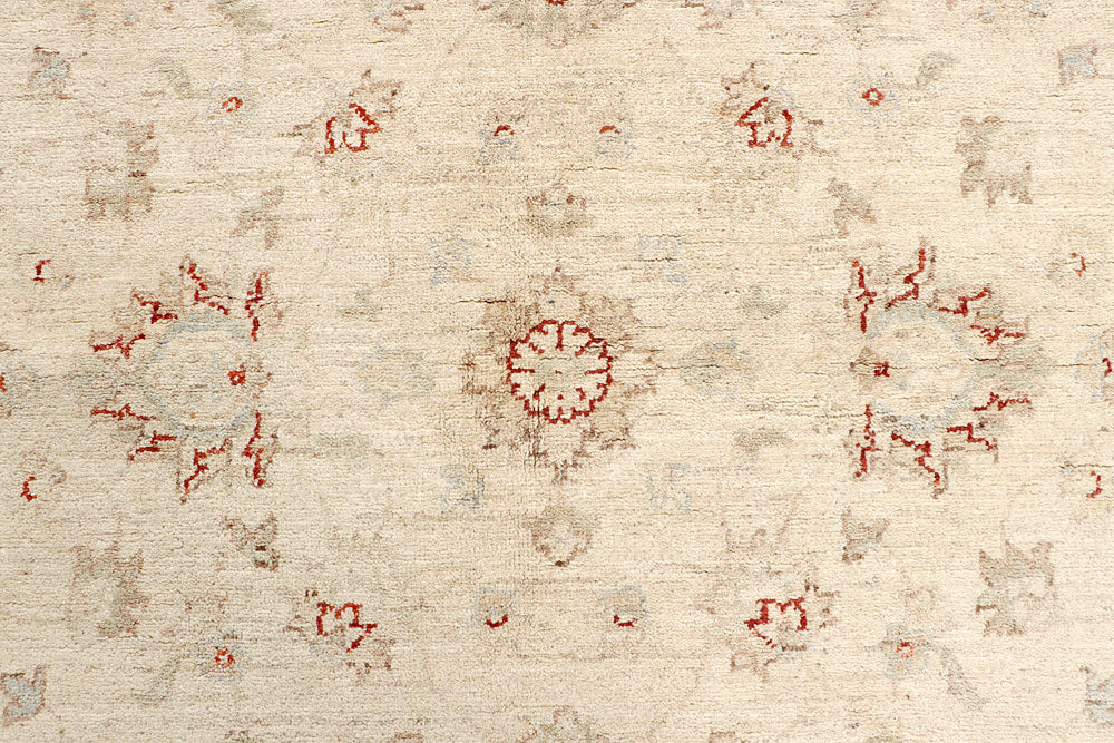 Blanched Almond Ziegler 5' 6 x 8' 1 - No. 64550 - ALRUG Rug Store