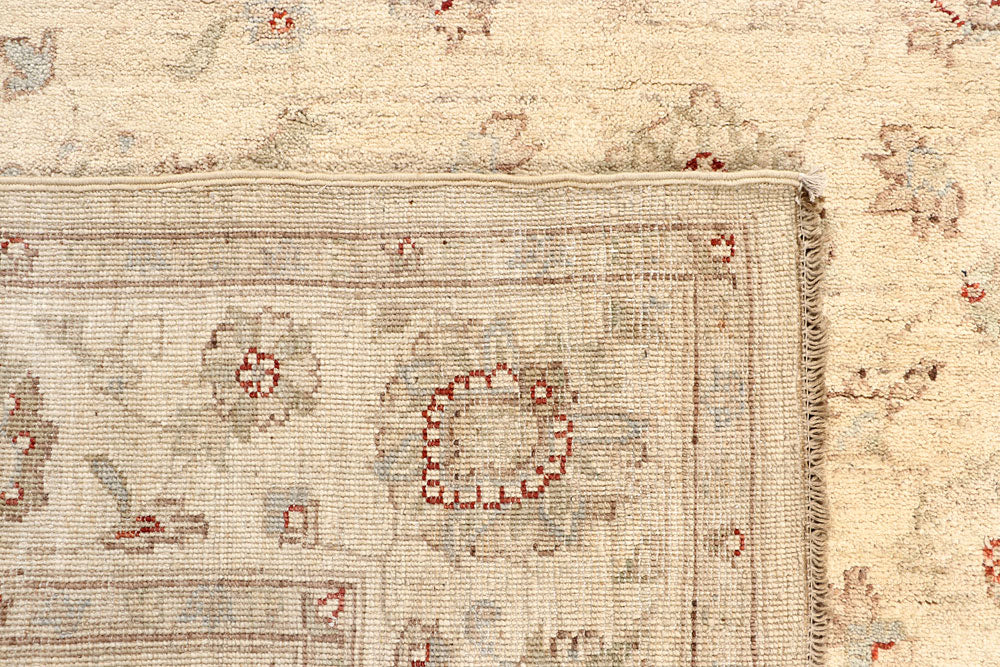 Blanched Almond Ziegler 5' 6 x 8' 1 - No. 64550 - ALRUG Rug Store