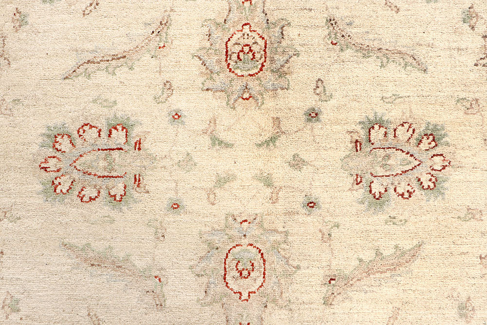 Blanched Almond Ziegler 5' 5 x 8' - No. 64555 - ALRUG Rug Store