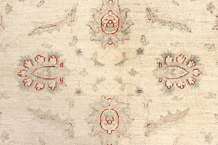 Blanched Almond Ziegler 5' 5 x 8' - No. 64555 - ALRUG Rug Store