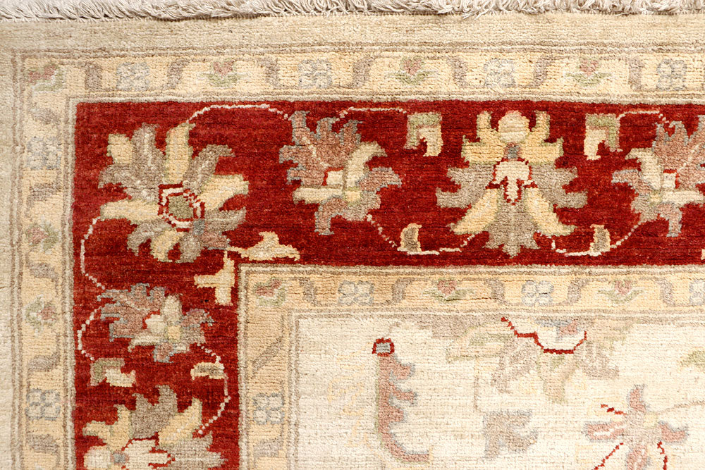 Blanched Almond Ziegler 4' 11 x 6' 6 - No. 64557 - ALRUG Rug Store