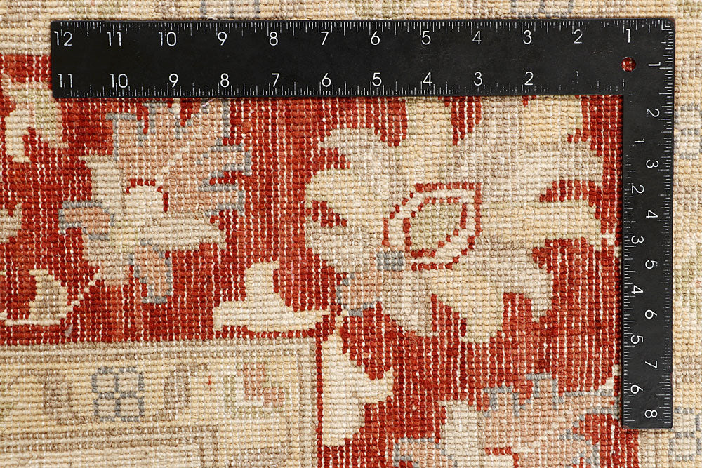 Blanched Almond Ziegler 4' 11 x 6' 6 - No. 64557 - ALRUG Rug Store