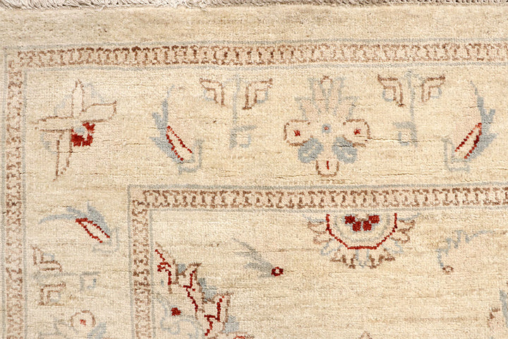 Blanched Almond Ziegler 4' 11 x 6' 8 - No. 64558 - ALRUG Rug Store