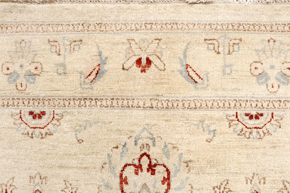 Blanched Almond Ziegler 4' 11 x 6' 8 - No. 64558 - ALRUG Rug Store