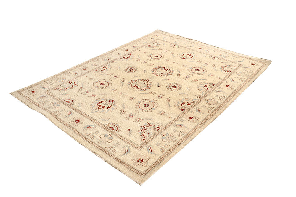 Blanched Almond Ziegler 4' 11 x 6' 8 - No. 64558 - ALRUG Rug Store