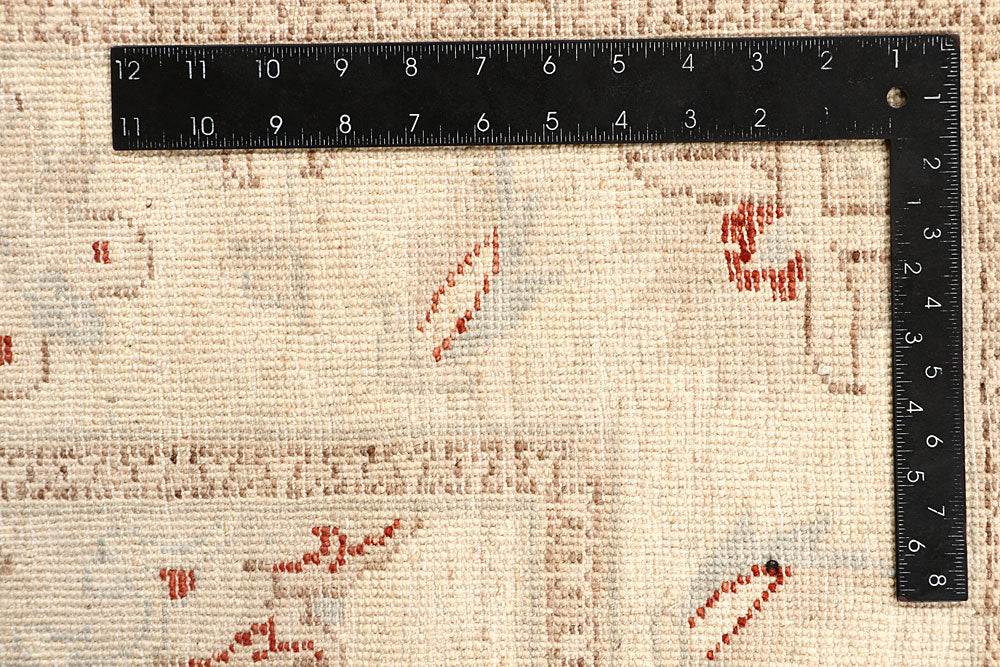 Blanched Almond Ziegler 4' 11 x 6' 8 - No. 64558 - ALRUG Rug Store