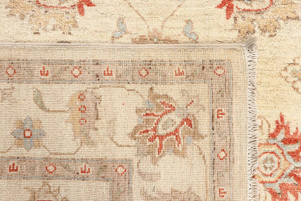 Blanched Almond Ziegler 4' 9 x 6' 6 - No. 64561 - ALRUG Rug Store