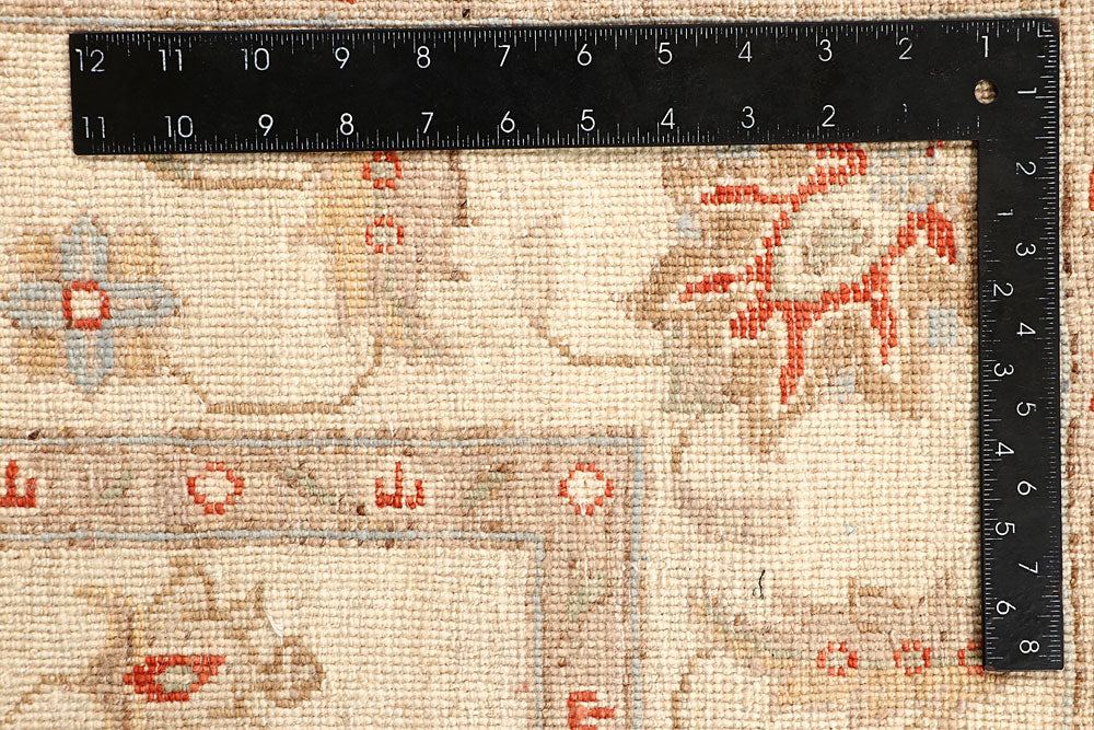 Blanched Almond Ziegler 4' 9 x 6' 6 - No. 64561 - ALRUG Rug Store