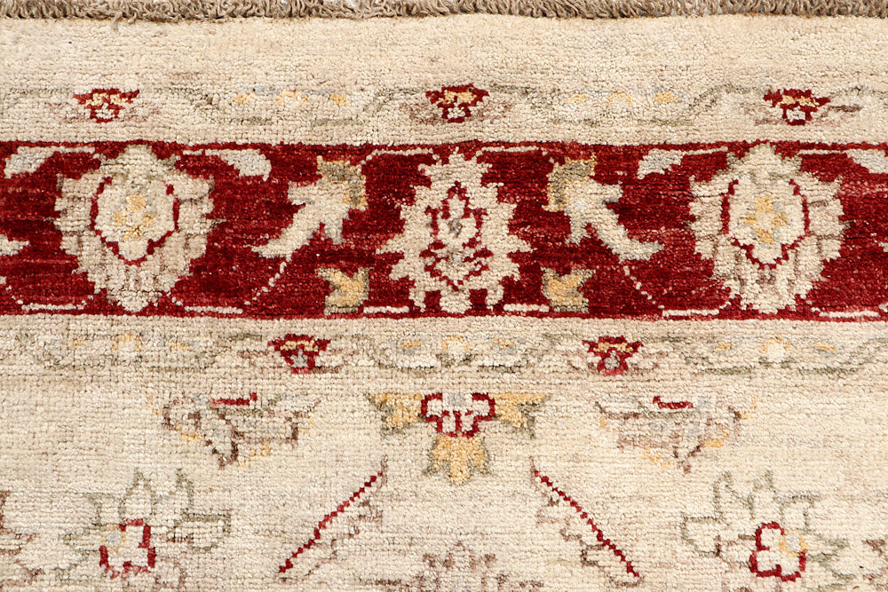 Blanched Almond Ziegler 4' 8 x 6' 10 - No. 64562 - ALRUG Rug Store