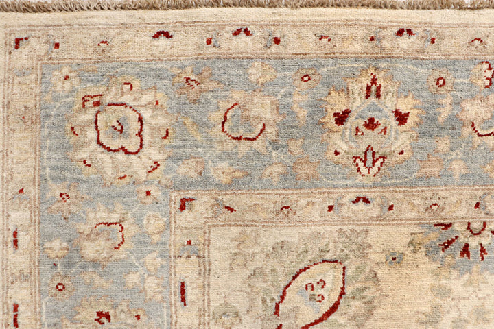 Blanched Almond Ziegler 6' 5 x 9' 7 - No. 64578 - ALRUG Rug Store