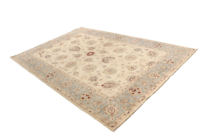 Blanched Almond Ziegler 6' 5 x 9' 7 - No. 64578 - ALRUG Rug Store
