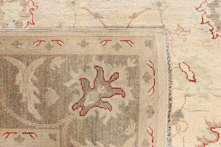 Blanched Almond Ziegler 6' 6 x 9' 10 - No. 64588 - ALRUG Rug Store