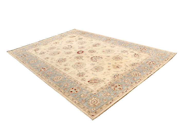 Blanched Almond Ziegler 6' 5 x 9' 7 - No. 64591 - ALRUG Rug Store