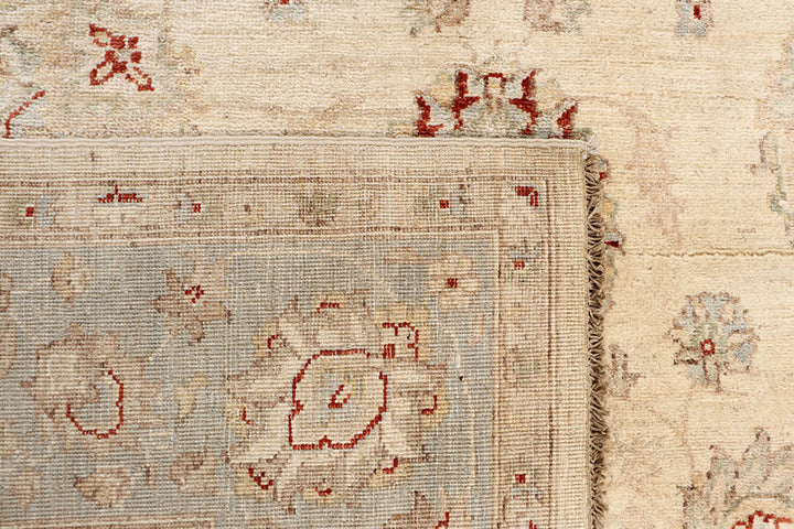 Blanched Almond Ziegler 6' 5 x 9' 7 - No. 64591 - ALRUG Rug Store