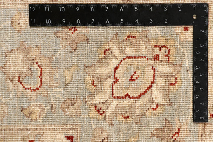 Blanched Almond Ziegler 6' 5 x 9' 7 - No. 64591 - ALRUG Rug Store