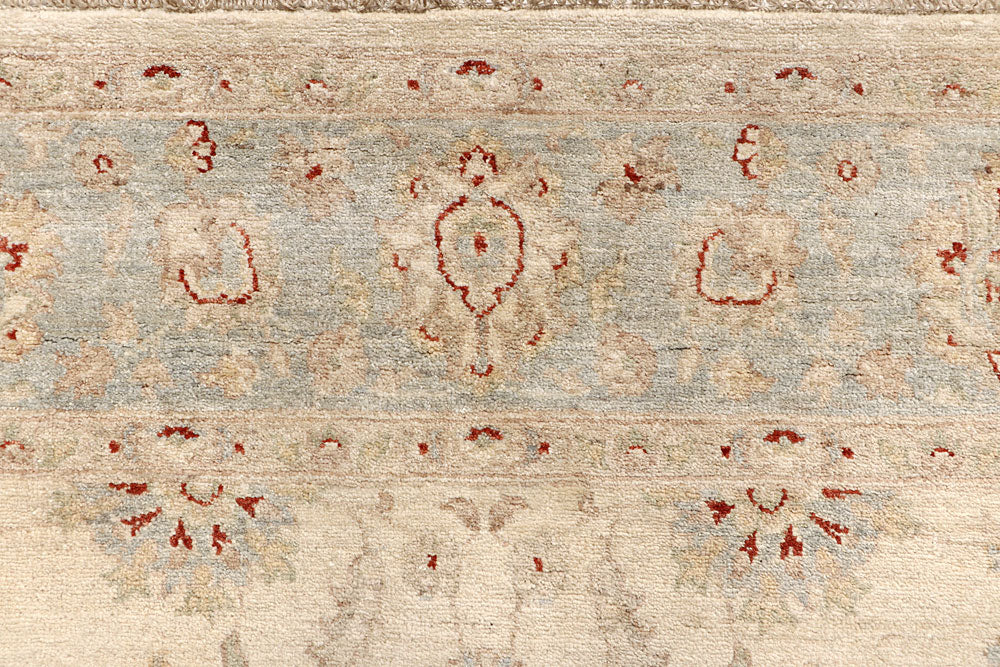 Blanched Almond Ziegler 6' 6 x 9' 7 - No. 64593 - ALRUG Rug Store