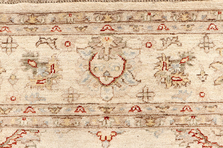 Blanched Almond Ziegler 6' 7 x 9' 9 - No. 64601 - ALRUG Rug Store