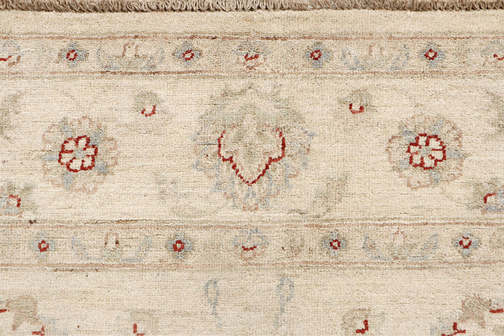 Blanched Almond Ziegler 6' 6 x 9' 10 - No. 64606 - ALRUG Rug Store