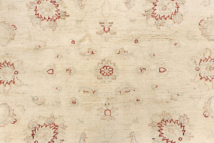 Blanched Almond Ziegler 6' 8 x 8' 1 - No. 64608 - ALRUG Rug Store