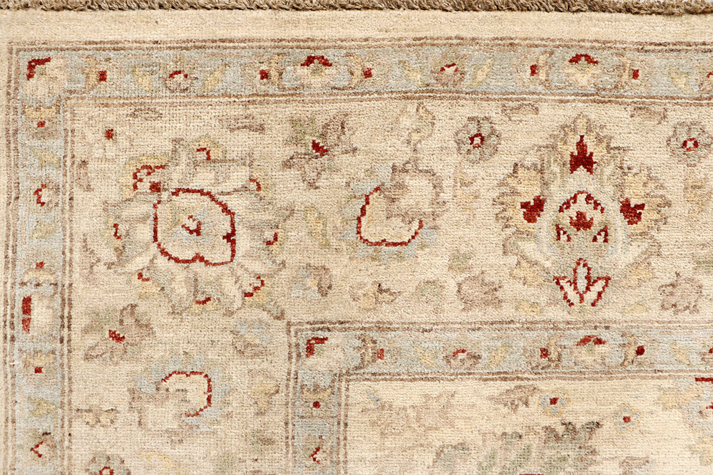 Blanched Almond Ziegler 6' 6 x 9' 9 - No. 64611 - ALRUG Rug Store