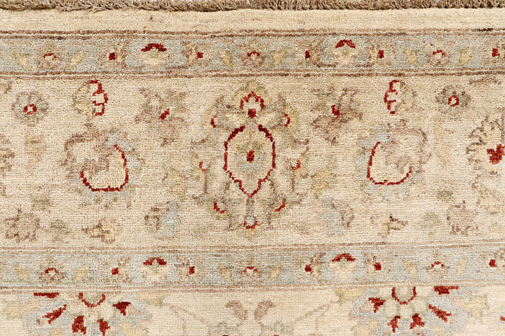 Blanched Almond Ziegler 6' 6 x 9' 9 - No. 64611 - ALRUG Rug Store