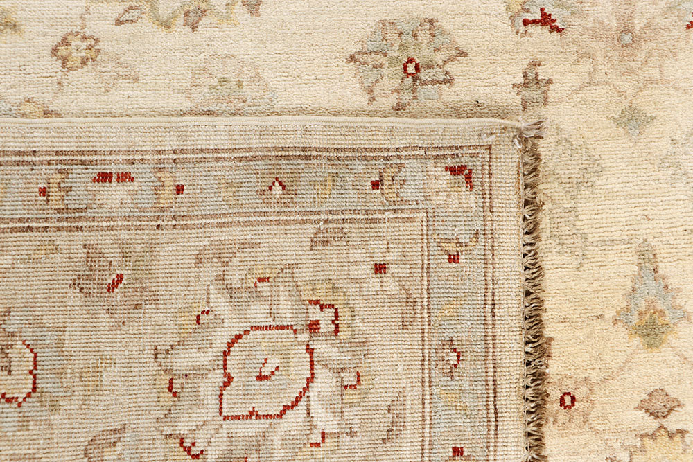 Blanched Almond Ziegler 6' 6 x 9' 9 - No. 64611 - ALRUG Rug Store