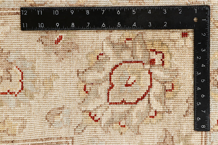 Blanched Almond Ziegler 6' 6 x 9' 9 - No. 64611 - ALRUG Rug Store