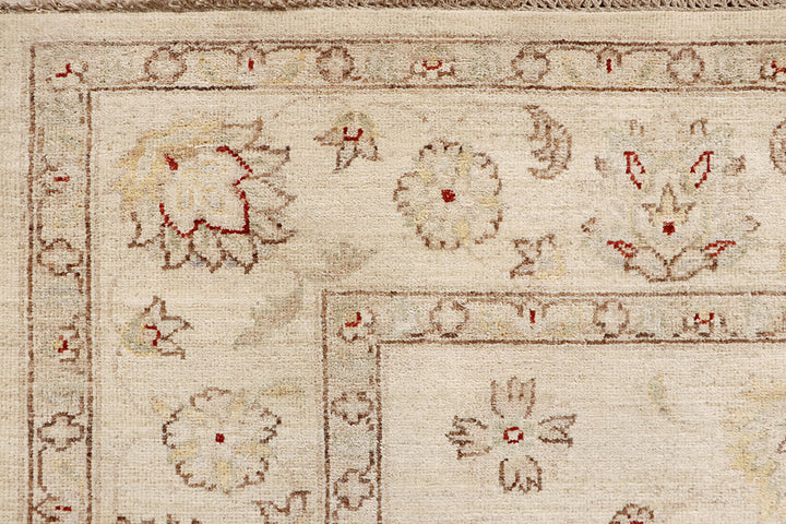 Blanched Almond Ziegler 6' 7 x 9' 10 - No. 64618 - ALRUG Rug Store