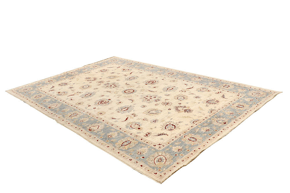 Blanched Almond Ziegler 6' 6 x 9' 9 - No. 64621 - ALRUG Rug Store