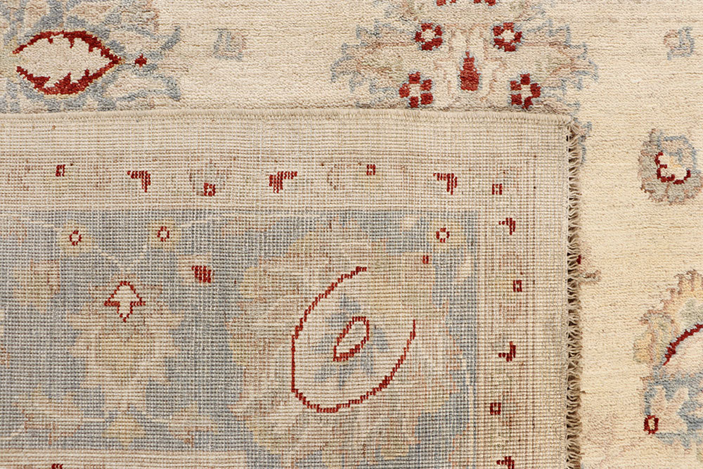 Blanched Almond Ziegler 6' 6 x 9' 9 - No. 64621 - ALRUG Rug Store