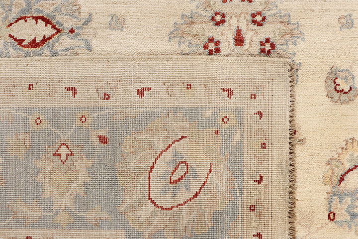 Blanched Almond Ziegler 6' 6 x 9' 9 - No. 64621 - ALRUG Rug Store