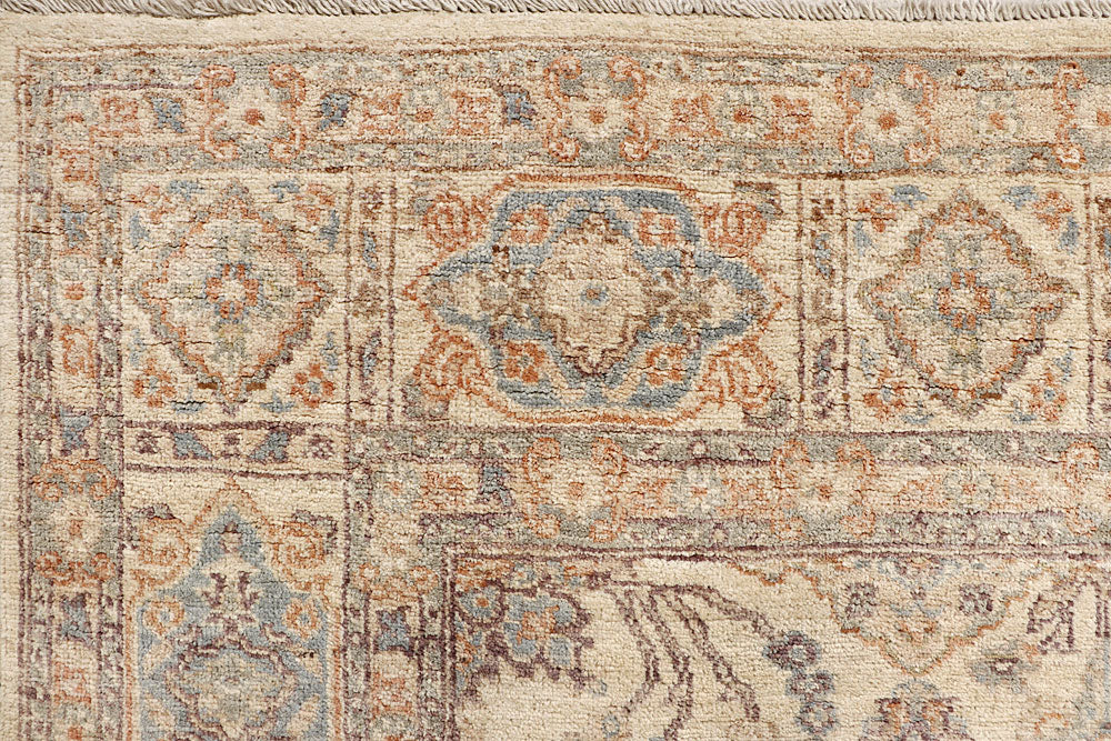 Blanched Almond Ziegler 6' x 8' 8 - No. 64623 - ALRUG Rug Store