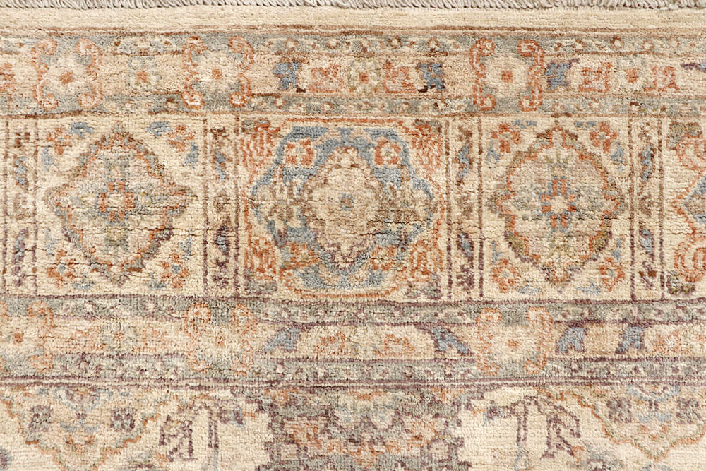 Blanched Almond Ziegler 6' x 8' 8 - No. 64623 - ALRUG Rug Store