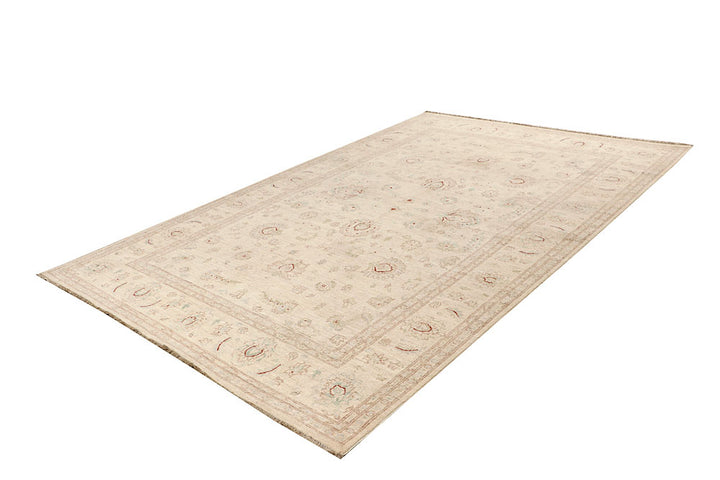 Blanched Almond Ziegler 6' 5 x 9' 9 - No. 64625 - ALRUG Rug Store
