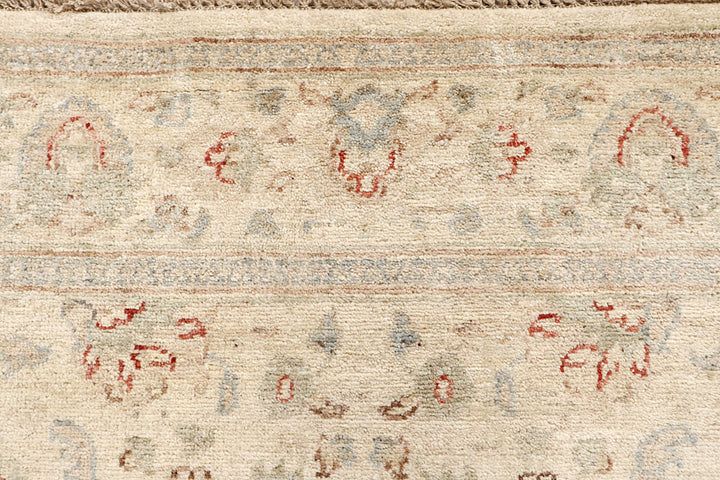 Blanched Almond Ziegler 3' 11 x 5' 10 - No. 64633 - ALRUG Rug Store