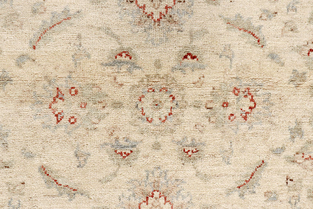 Blanched Almond Ziegler 3' 11 x 5' 10 - No. 64633 - ALRUG Rug Store