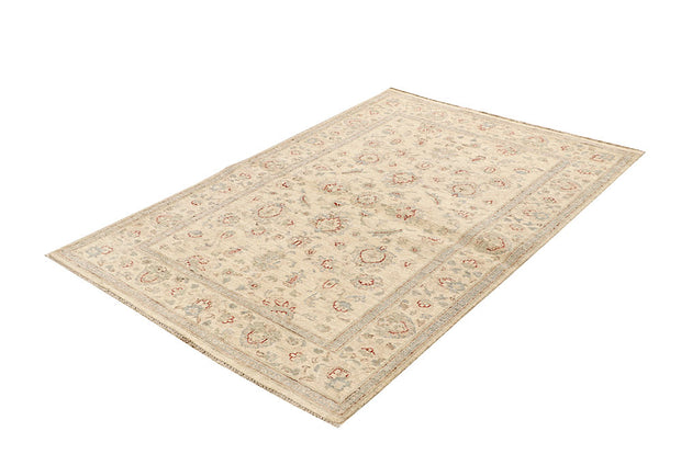 Blanched Almond Ziegler 3' 11 x 5' 10 - No. 64633 - ALRUG Rug Store