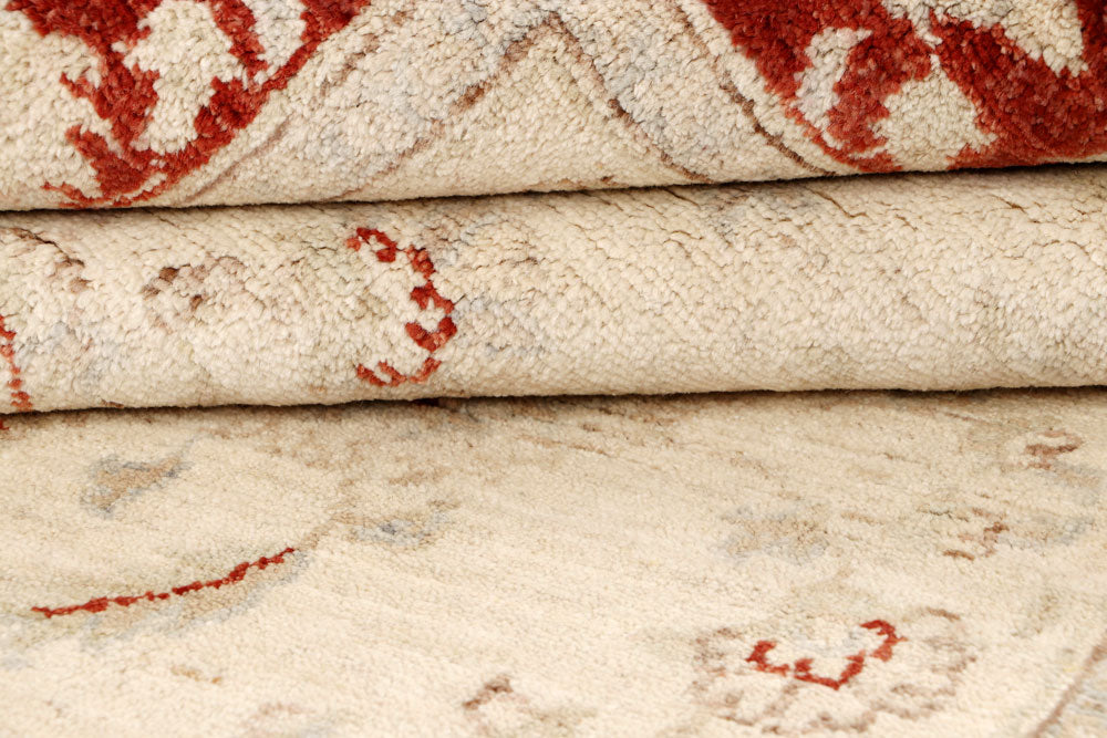 Blanched Almond Ziegler 3' 11 x 5' 10 - No. 64637 - ALRUG Rug Store