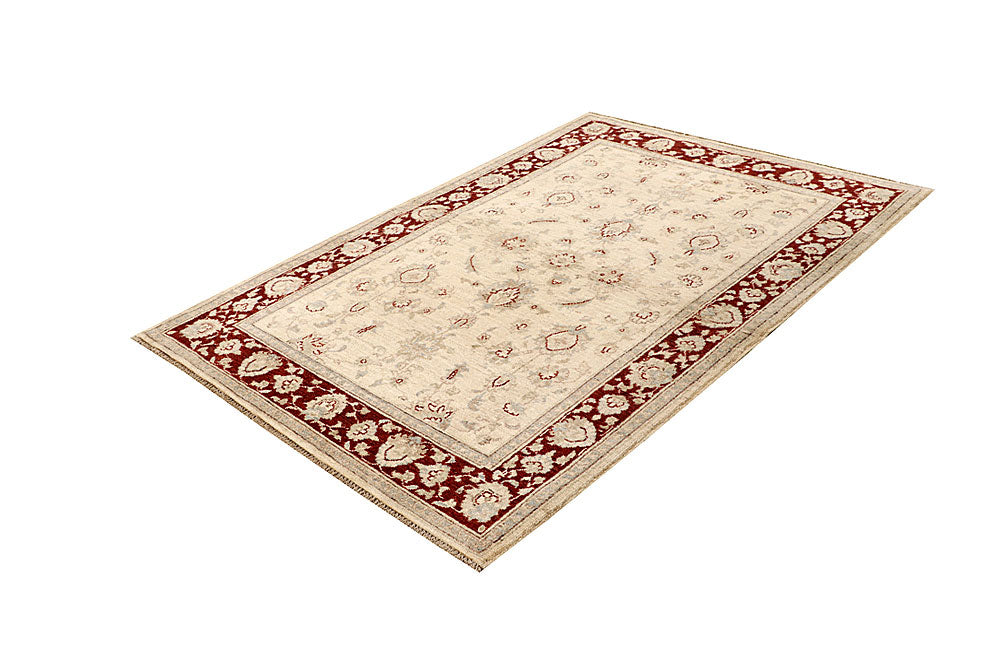Blanched Almond Ziegler 3' 11 x 5' 10 - No. 64637 - ALRUG Rug Store