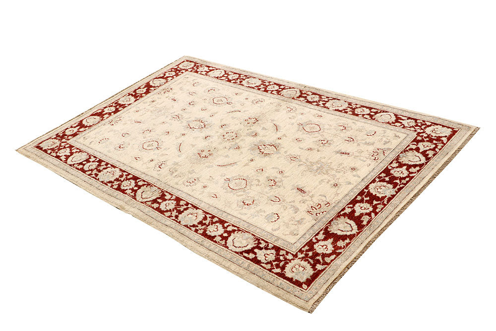 Blanched Almond Ziegler 3' 11 x 5' 10 - No. 64637 - ALRUG Rug Store
