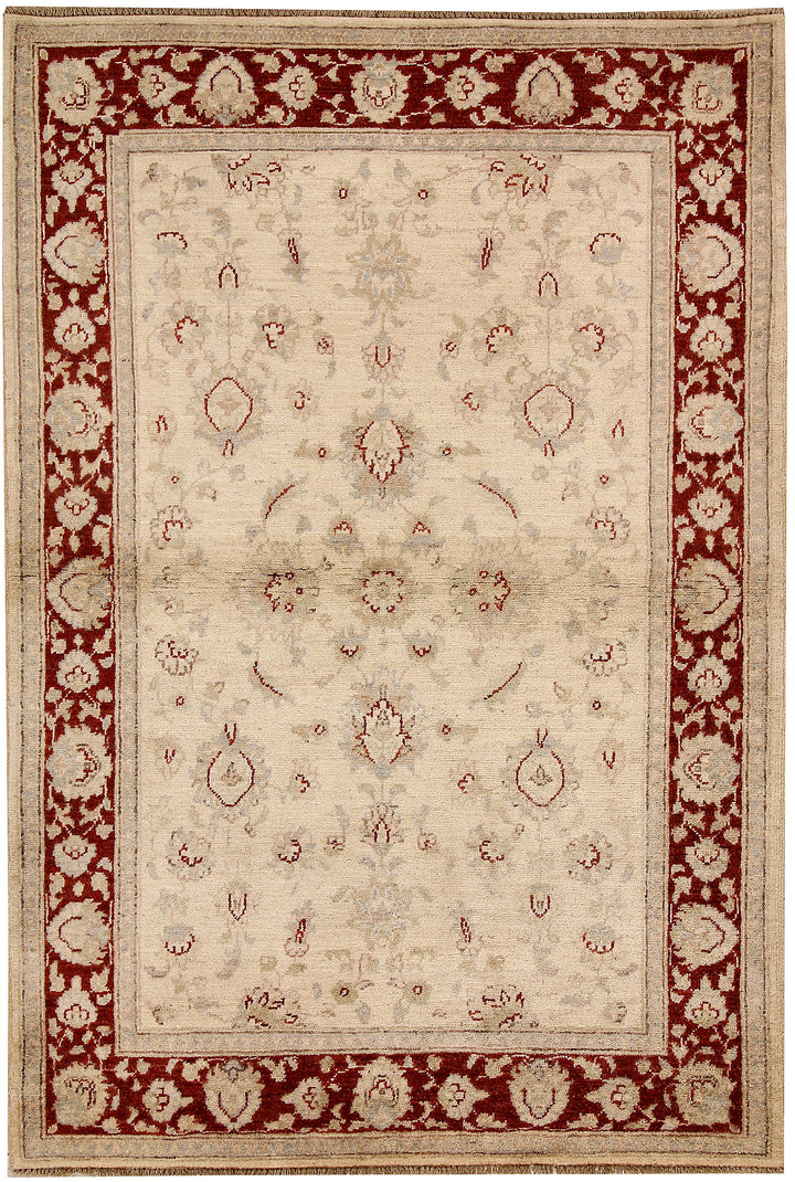 Blanched Almond Ziegler 3' 11 x 5' 10 - No. 64637 - ALRUG Rug Store