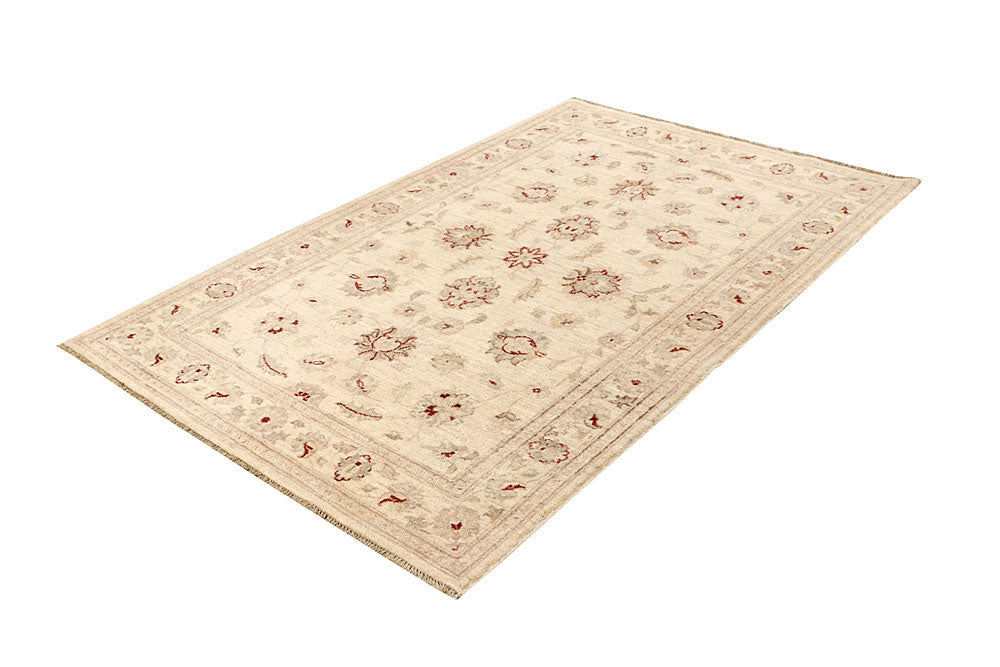 Blanched Almond Ziegler 4' 1 x 6' 1 - No. 64640 - ALRUG Rug Store