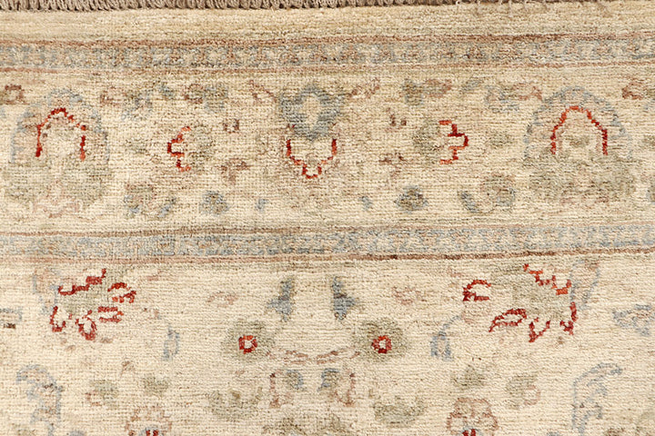 Blanched Almond Ziegler 3' 10 x 5' 9 - No. 64643 - ALRUG Rug Store
