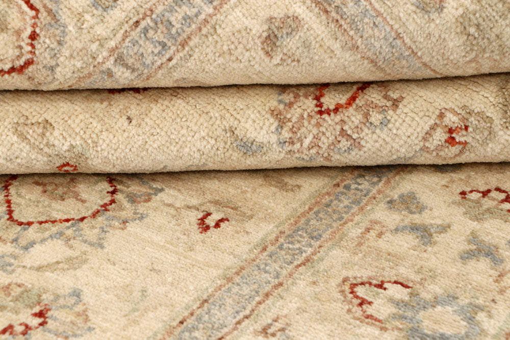 Blanched Almond Ziegler 3' 10 x 5' 9 - No. 64643 - ALRUG Rug Store