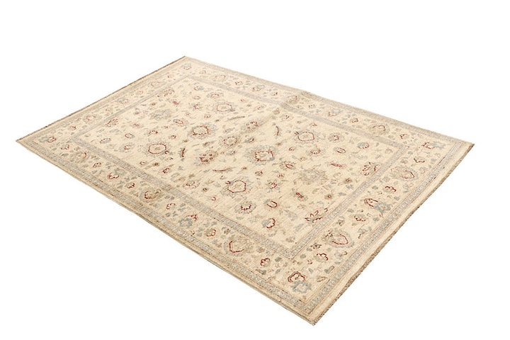 Blanched Almond Ziegler 3' 10 x 5' 9 - No. 64643 - ALRUG Rug Store