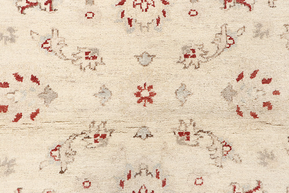Blanched Almond Ziegler 3' 11 x 5' 9 - No. 64645 - ALRUG Rug Store